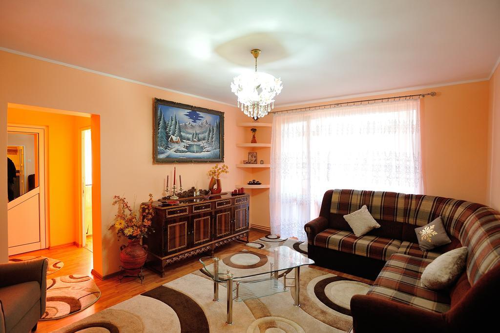 Stephanie Apartment Брашов Екстериор снимка